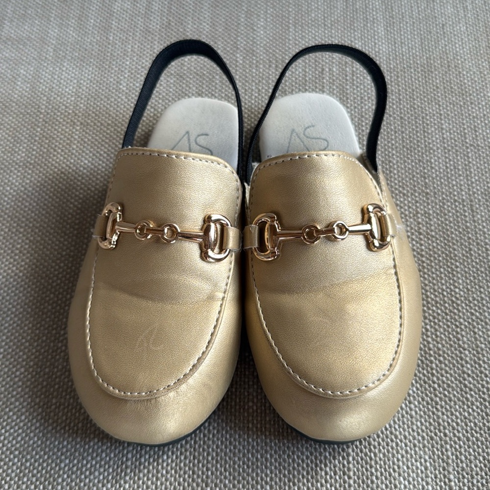 Gold slip on